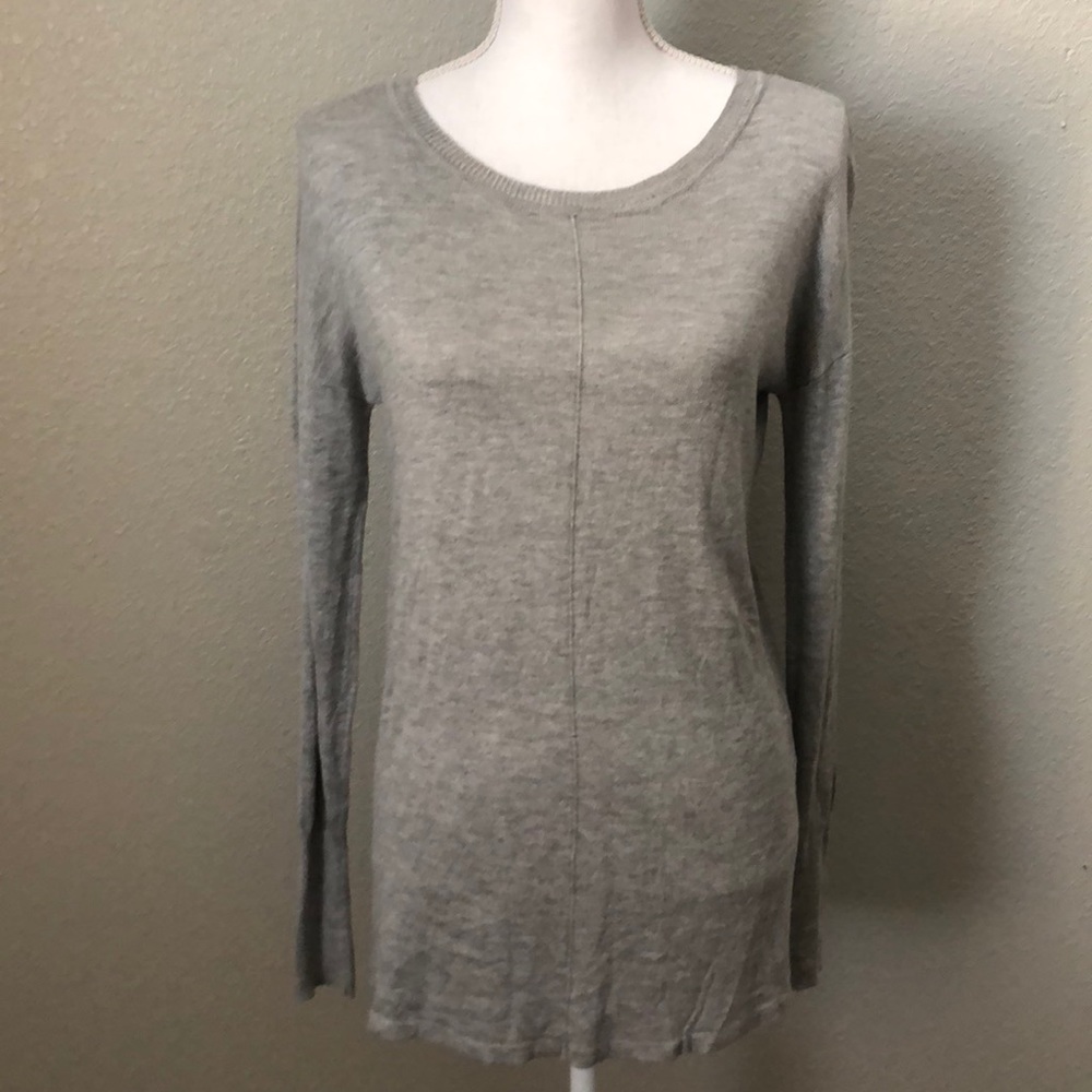 Gray long sleeve top